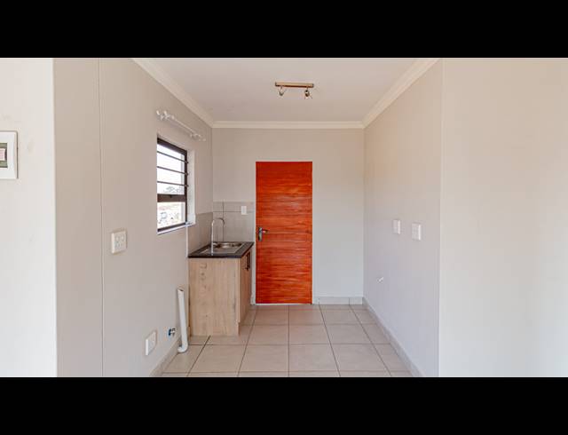 2 BEDROOM FREESTANDING FOR SALE IN KLERKSOORD